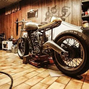 Meet your Posher, Shyrone